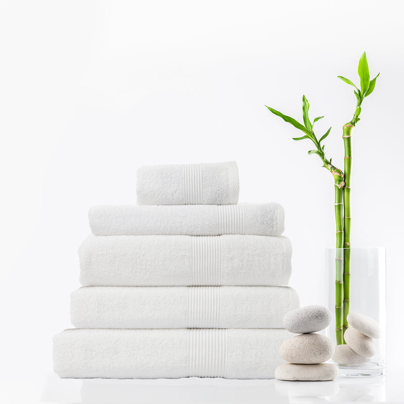 Dealsmate Royal Comfort 5 Piece Cotton Bamboo Towel Set 450GSM Luxurious Absorbent Plush - White