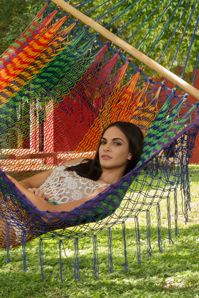 Dealsmate Mayan Legacy Queen Size Outdoor Cotton Mexican Resort Hammock With Fringe in Mexicana Colour