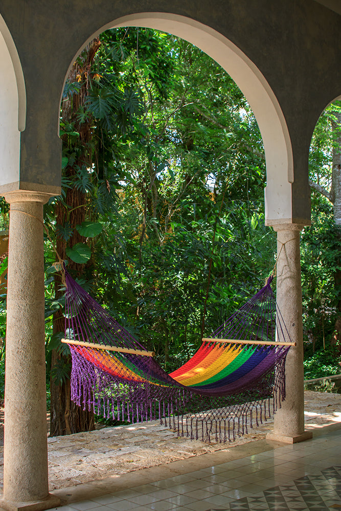 Dealsmate Mayan Legacy King Size Outdoor Cotton Mexican Resort Hammock With Fringe in Rainbow Colour